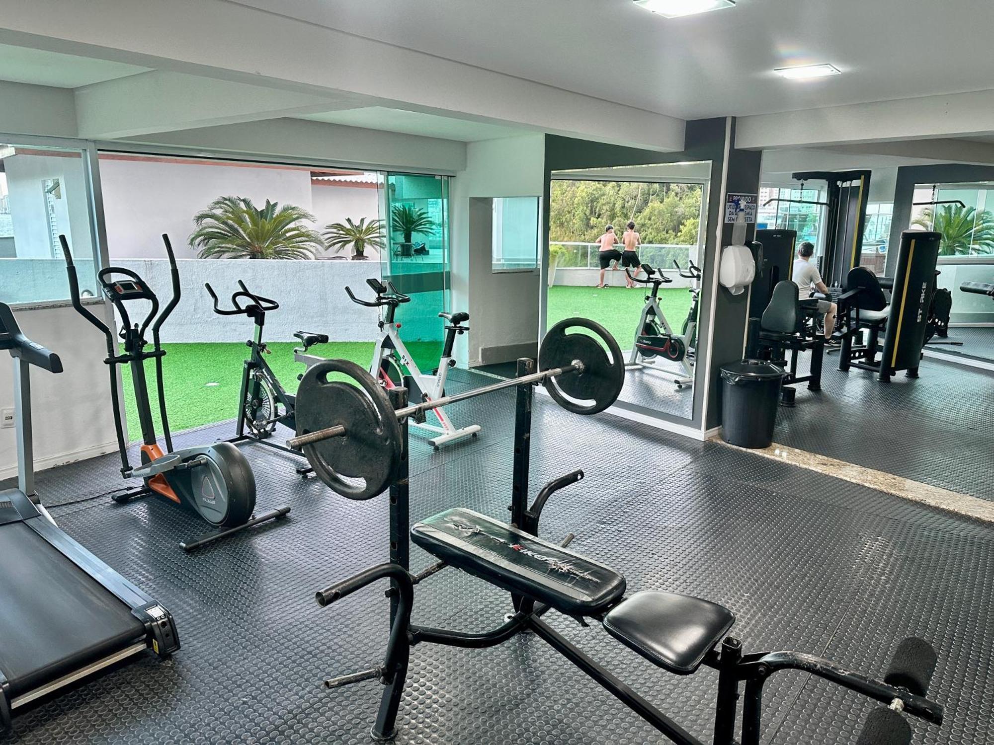 Roda Gigante, Garagem E Piscina Balneário Camboriú Zewnętrze zdjęcie